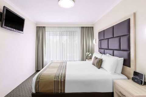 Best Western Plus Garden City Hotel - Accommodation Mt buller 15