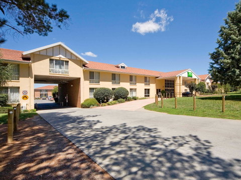 Ibis Styles Canberra - Accommodation Mt buller 3