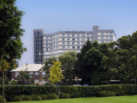 Mercure Sydney Bankstown - Accommodation Mt Buller 1
