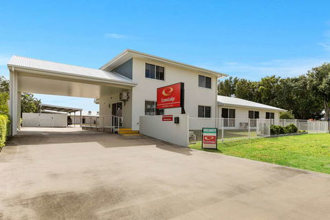 Econo Lodge Beachside - Accommodation Mt Buller 2