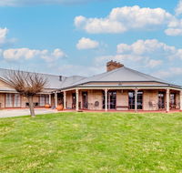 The Bowen Inn Motel - Accommodation Mt Buller