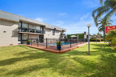 Econo Lodge All Seasons Mildura - Accommodation Mt Buller 2
