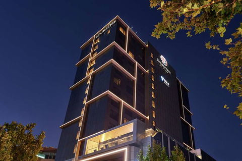 DoubleTree By Hilton Perth Northbridge - Accommodation Mt Buller 0