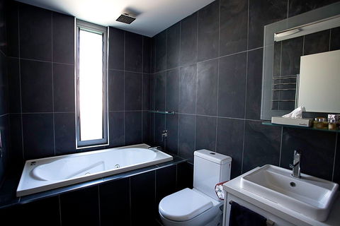 Crown on Darby - Accommodation Mt Buller 7