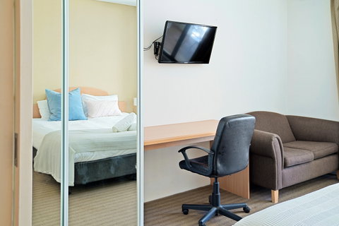 All Suites Perth - Accommodation Mt Buller 4