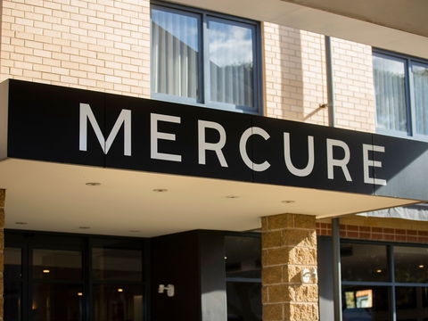 Mercure Sydney Manly Warringah - Accommodation Mt Buller 1