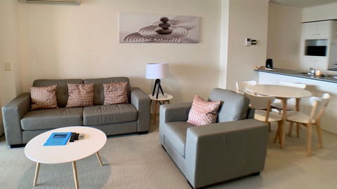 Astra Apartments Brisbane - Accommodation Mt Buller 7