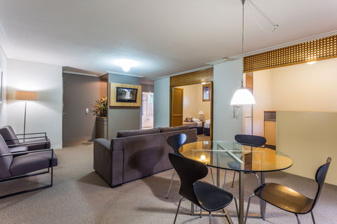 The Airport International Motel - Accommodation Mt Buller 6