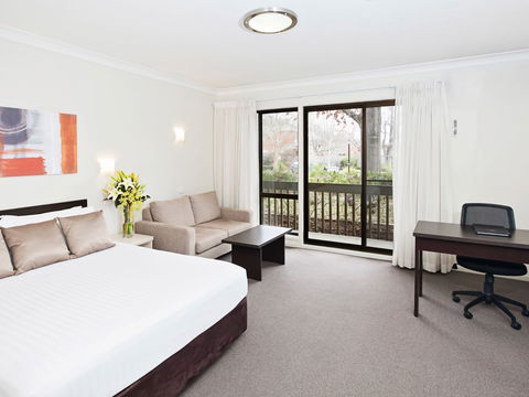 Ibis Styles Canberra Tall Trees - Accommodation Mt Buller 0