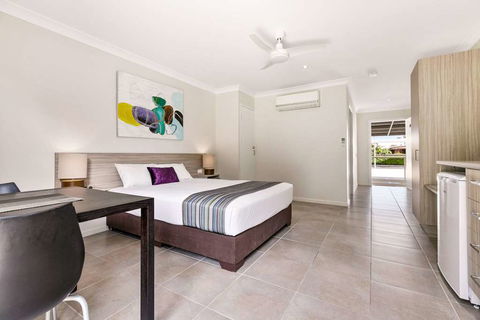 Econo Lodge Beachside - Accommodation Mt Buller 5