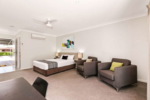 Econo Lodge Beachside - Accommodation Mt Buller 14