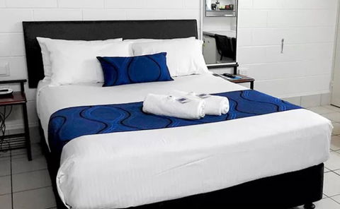 Barrier Reef Motel - Accommodation Mt Buller 1