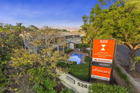 The Airport International Motel - Accommodation Mt Buller 0