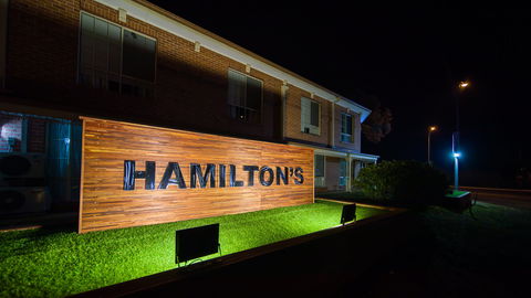 Hamilton's Queanbeyan Motel - Accommodation Mt Buller 2
