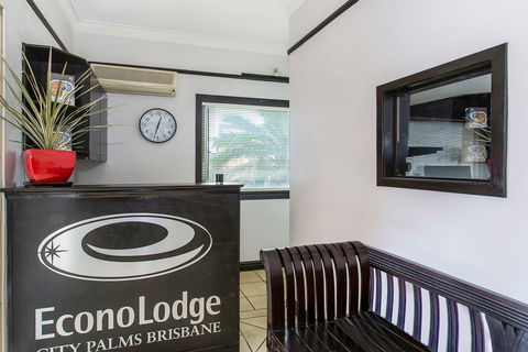 Econo Lodge City Palms Brisbane - Accommodation Mt Buller 1