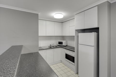 Adina Serviced Apartments Canberra James Court - Accommodation Mt Buller 1