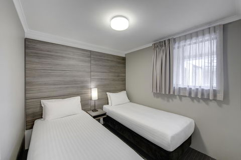 Adina Serviced Apartments Canberra James Court - Accommodation Mt Buller 10