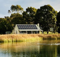 The Lake House Retreat - Accommodation Mt Buller