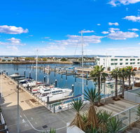Port Adelaide Executive Waterfront Apartment - Accommodation Mt Buller