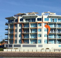 Wallaroo Marina Waterfront Luxe Apartment - Accommodation Mt Buller