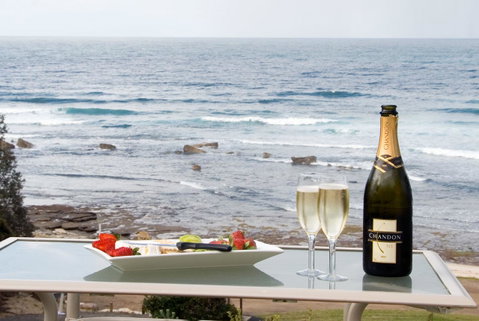 Mollymook Beach Waterfront - Accommodation Mt Buller 9