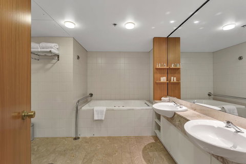 Stamford Plaza Adelaide - Accommodation Mt buller 29