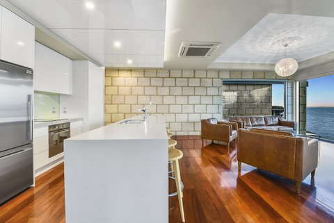Aloha Waterfront Properties - Accommodation Mt buller 22