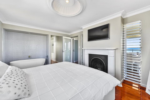 Aloha Waterfront Properties - Accommodation Mt buller 12