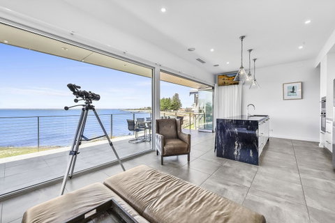 Aloha Waterfront Properties - Accommodation Mt buller 8