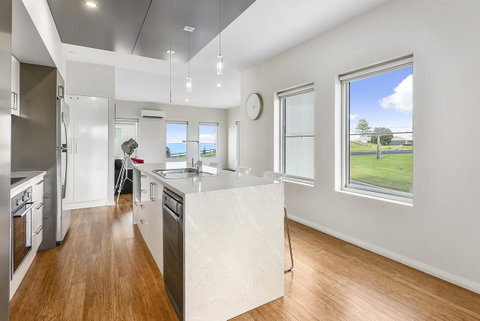 Aloha Waterfront Properties - Accommodation Mt buller 6