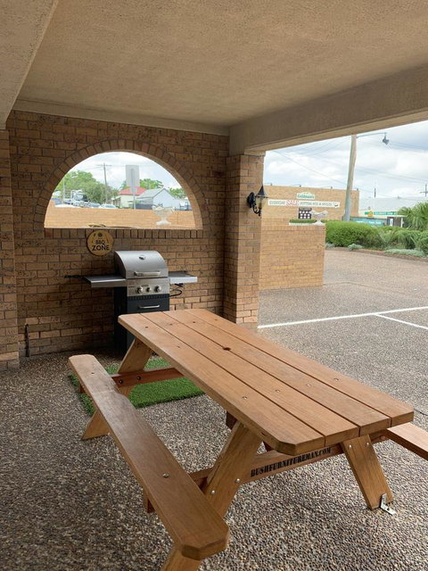 Cumberland Motor Inn - Accommodation Mt Buller 14