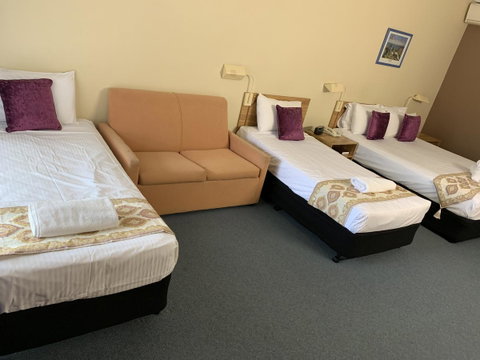 Cumberland Motor Inn - Accommodation Mt Buller 12