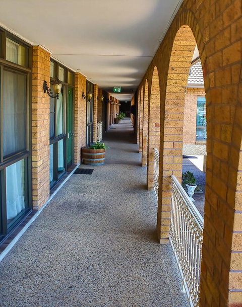 Cumberland Motor Inn - Accommodation Mt Buller 37