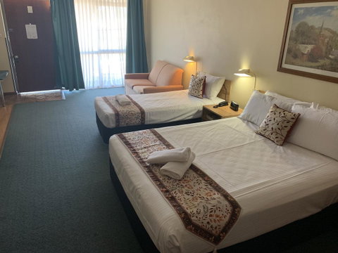 Cumberland Motor Inn - Accommodation Mt Buller 21