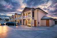 Book Renmark Accommodation Vacations Accommodation Mt buller Accommodation Mt buller