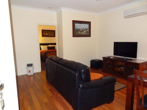 Hahndorf Oak Tree Cottages - Accommodation Mt buller 10