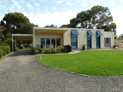 SeaShells Penneshaw - Accommodation Mt Buller 0