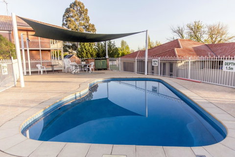 Bathurst Motor Inn - Accommodation Mt buller 5