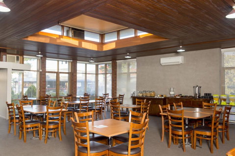 Bathurst Motor Inn - Accommodation Mt buller 27