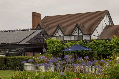 Mick O\'Sheas - Accommodation Mt buller 37