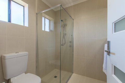 Mick O\'Sheas - Accommodation Mt buller 24