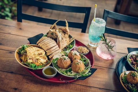 Mick O\'Sheas - Accommodation Mt buller 10