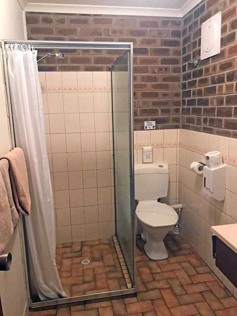 Lake Albert Motel - Accommodation Mt Buller 36