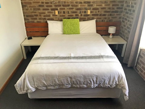 Lake Albert Motel - Accommodation Mt Buller 39