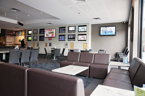 Mawson Lakes Hotel - Accommodation Mt Buller 19