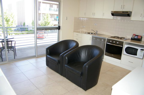 Mawson Lakes Hotel - Accommodation Mt Buller 29