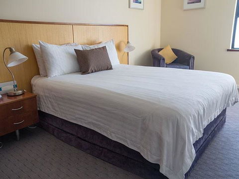 Ocean Beach Hotel - Accommodation Mt Buller 0