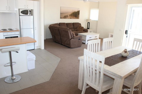 Mollymook Cove Apartments - Accommodation Mt Buller 29