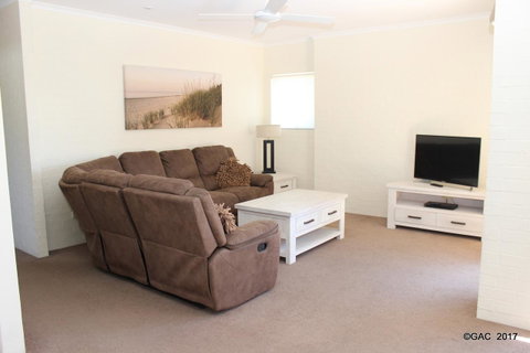 Mollymook Cove Apartments - Accommodation Mt Buller 9