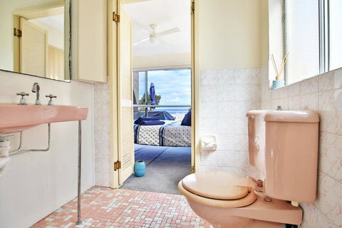 The Rotunda, Gerroa - Accommodation Mt Buller 26